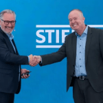 Solarwatt kooperiert mit Stiebel Eltron im Bereich Sektorenkopplung