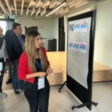 Workshop-Teilnehmerinnen und Teilnehmer, zentral Steffanie Rohr (Foto: bvik).