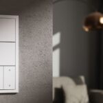 Das neue System 70: Vom Gira Flächenschalter zur modularen Plattform. Das neue System 70: Vom Gira Flächenschalter zur modularen Plattform.