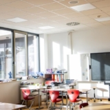 Intelligente Sensortechnik von STEINEL schafft die Voraussetzungen für ein gesundes Raumklima (Foto: Steinel).