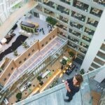 Gebäudemodernisierungsgesetz: Wie Signify und Jung die Sanierung erleichtern
