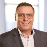 Mario Richter ist Vorstandsmitglied des Bundesverband des Elektro-Großhandels (VEG) e.V. und Verkaufsleitung Obeta (Foto: VEG).